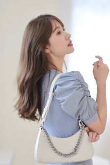 女佣
